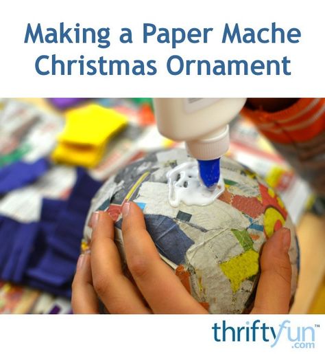 Paper Mache Balls Diy, Paper Mache Ornaments Christmas, Paper Mache Christmas Ornaments Diy, Diy Paper Mache Ornaments, Papier Mache Christmas Decorations, Paper Mache Ornaments Diy, Paper Mache Christmas Ornaments, Paper Mache Ball, Paper Mache Balloon