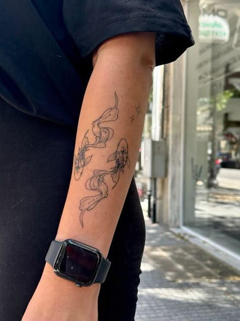 Around Arm Tattoo, Wrap Tattoo, Koi Tattoo, Koi Fish Tattoo, Fish Tattoo, Small Hand Tattoos, Small Tattoos For Guys, Discreet Tattoos, Subtle Tattoos