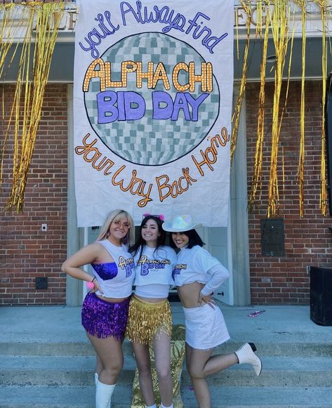 Hannah Montana Themed Bid Day, Hannah Montana Sorority Theme, Hannah Montana Big Little Reveal, Bud Day Themes, Bid Night Themes, Hannah Montana Sorority, Bud Day Themes Sorority, Sorority Recruitment Themes Ideas, Rush Week Themes