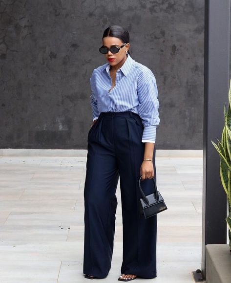 Business Casual Outfits Navy Pants, Corporate Outfits For Plus Size Women, Plus Size Corporate Baddie, Navy Pants Outfit Work Women, Navy Blue Work Pants Outfit, Cooperate Outfits For Women Pants, Elegant Plus Size Outfits Classy, Navy Pants Outfit Work, Plus Size Corporate Outfits