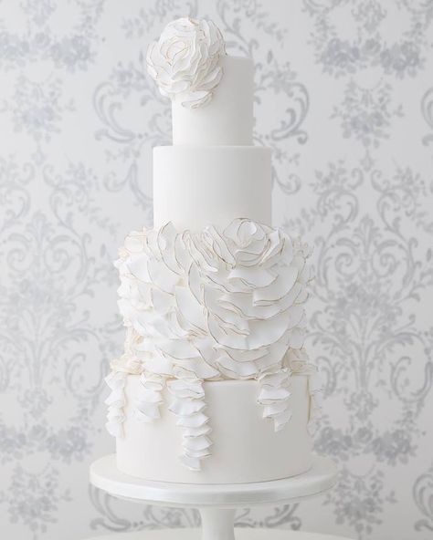 White ruffle cake by Zoe Clark Cake Fashion, Ruffle Wedding Cake, Cake Design Inspiration, London Cake, White Cakes, Classic Wedding Cake, Dream Wedding Cake, Ruffle Cake, Amazing Wedding Cakes