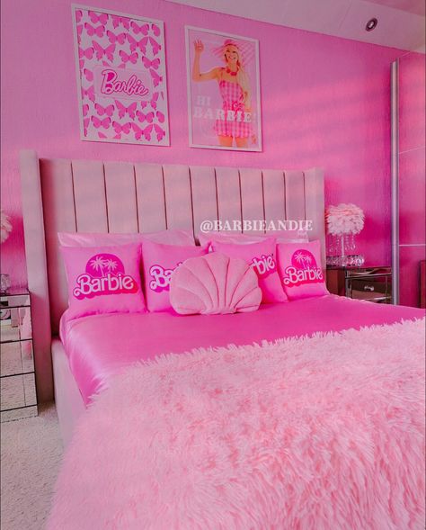 Barbie Dorm Room, Girls Barbie Bedroom, Barbie Bedroom Ideas Kids, Princess Mansion, Barbie Airbnb, Barbie Bedroom, Ideal Bedroom, Barbie Room, Barbie Core