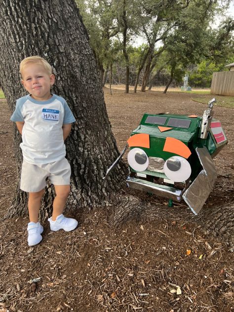 Diy Trash Truck Costume, Trash Truck Halloween Costume, Truck Halloween Costume, Truck Costume, Trash Truck, Small Boy, Homemade Halloween, Costume Diy, Book Week