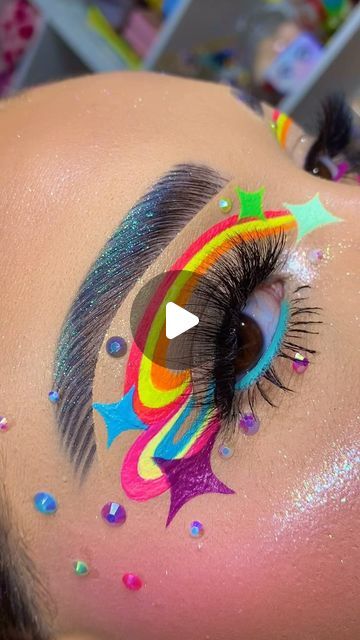 Alexandra S Siderman on Instagram: "🩷✨🌈🍭RAINBOW SWIRL 🍭🌈✨🩷 

Close up of this UV Makeup 🩵 Couldn’t find the OG creator of this shape if anyone knows plz drop it 👇🏼🩷 IK @fairy.freak has done similar looks 🫶🏼 

✨ SPARKLE @jelliwinkcosmetics Pigments (Snow, Harlow, Magnolia) ✨ 

🌈 @mehronmakeup Paradise FX Palette (Neon UV Glow) 
🍭 @makeupamurder Toxic Waste Liners *USE CODE “Lexilalamakeup” FOR 💰 OFF* 
✨ @lagirlcosmetics Shockwave Neon Eyeliner (Fresh & Vivid) 
💖 @officialbloodlinebeauty Rhinestones 
🌈 @exocosmetics Lashes (Baby Girl) 

#neonmakeup #ravemakeup #brightmakeup #neons #makeupideas" Rainbow Graphic Liner, Neon Makeup Ideas, Neon Eyeliner, Uv Makeup, Toxic Waste, Bold Makeup Looks, Neon Makeup, Bright Makeup, Doll Faces