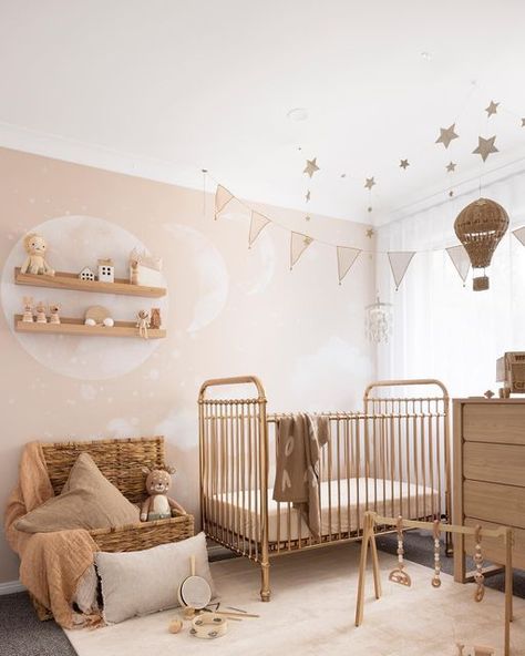 🌈25% Off* 🔮 Code: SUMMER 🧿 on Instagram: "⚡️WOW FACTOR⚡️ It’s been a while since a nursery truly took my breath away, but this one did exactly that. Did it happen to you too? Swipe to the end for the before pic, what a transformation 👉👉👉👉 Featuring: 🎄A new dawn wallpaper in bone (luxe width panels) @blond.noir @minnieandmeinteriors 🎄To the moon print @blond.noir @littlepeachandpip Incredible styling by @haausdesign 🙌🏼 Head to their page for all the room details soon! 🫶🏻 📷 @villasty Teddy Bear Room, Nursery Teddy Bear, Dawn Wallpaper, Brown Room, Kids Bedroom Storage, Nursery Idea, Brown Rooms, Room Details, Mattress Bedroom