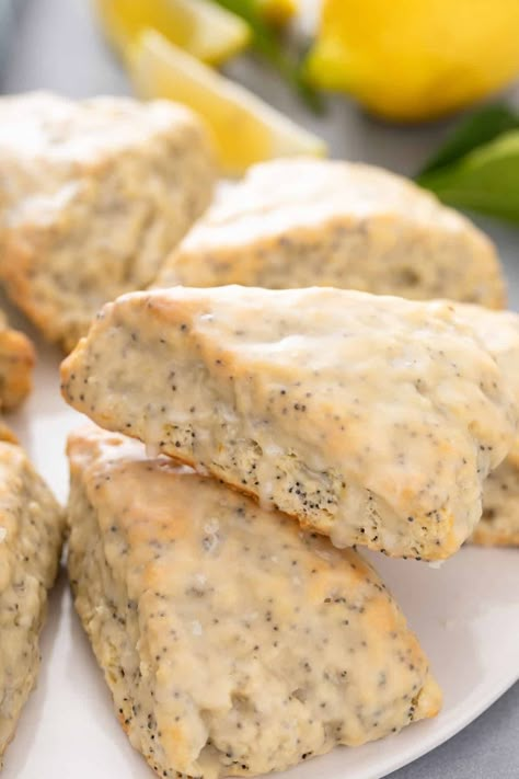 Lemon Poppy Seed Scones - My Baking Addiction Orange Poppyseed Scones, Scones Lemon Poppyseed, Lemon Poppy Scones, Lemon Poppyseed Recipes, Lemon Poppyseed Scones Recipe, Healthy Lemon Poppyseed Muffins, Lemon Poppyseed Scones, Lemon Scones Recipe, Muffins Lemon