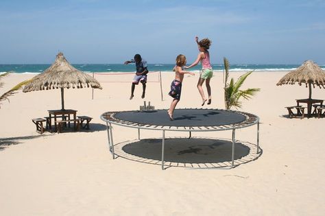 If you understand how a trampoline works, you'll be able to understand what gravitational waves are. Trampoline Games, Fitness Trampoline, Benefits Of Sports, Infrarot Sauna, Best Family Resorts, Outdoor Trampoline, Best Trampoline, Kids Trampoline, Trampoline Workout