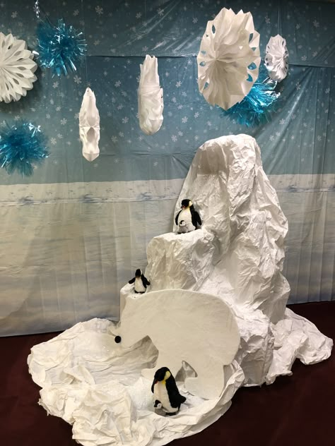 Iceberg School Project, Antarctica Party Theme, Diy Iceberg Prop, Antarctica Classroom Decorations, Iceberg Craft, Arctic Decorations, Christmas Parade Floats, Christmas Contests, Winter Activities Preschool