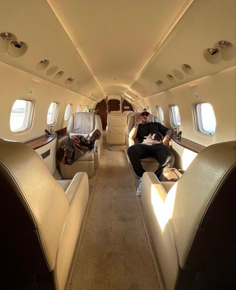 Private Plane Interior, Evan Zanders, Business Tycoon, Private Jet Interior, Work In Silence, Luxury Private Jets, Luxury Lifestyle Fashion, Private Plane, Girls Tumbler