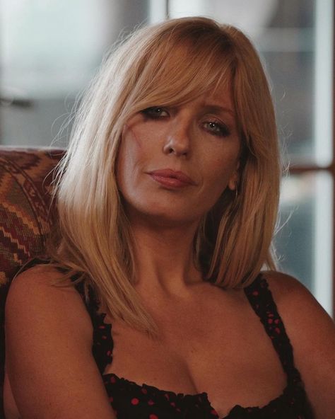 Kelly Reilly Hair Bangs, Beth Yellowstone Hair, Beth Dutton Haircut, Beth Dutton Hair Color, Beth Dutton Bangs, Beth Dutton Hairstyle, Kelly Reilly Hair, Zenske Frizure, Beth Dutton Hair