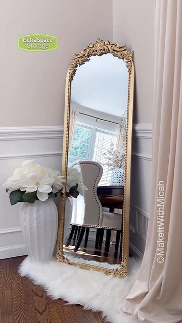 Bedroom With Standing Mirror, Diy Baroque Mirror, Mirror Dressing Design, How To Decorate A Mirror, Body Mirror Decorating Ideas, Decor Mirror Ideas, Full Length Mirror Decor Ideas, Mirror Frame Design, Big Mirror In Bedroom