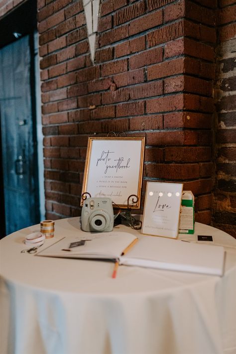 Wedding Decor Guest Book Table, Photo Ideas For Wedding Reception, Wedding Signing Book Ideas, Guest Table Decor Wedding Receptions, Sign For Polaroid Guest Book, Guestbooks Ideas For Wedding Polaroid, Polaroid Guest Book Wedding Table, Unique Reception Decor, Wedding Guest Entrance Ideas