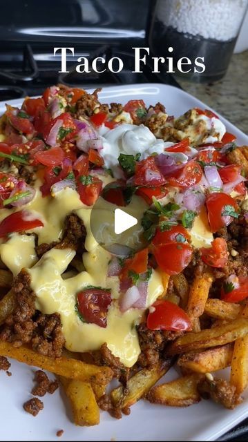 Taco Fries Recipes, Taco Fries, Mexi Fries, Cheese Fries Sauce, Seasoned Fries, Chili Cheese Fries, Loaded Fries, Easy Taco, Cheese Fries