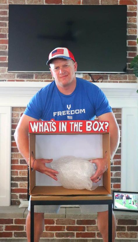 What's in the Box- fun group game! - A girl and a glue gun Whats In The Box Game Ideas For Kids, Whats In The Box Game Ideas Christmas, Adult Birthday Party Games Hilarious, What’s In The Box Game, Party Prize Ideas For Adults, Whats In The Box Challenge, Giant Dice Games, Lock In Games, Guess Whats In The Box Game