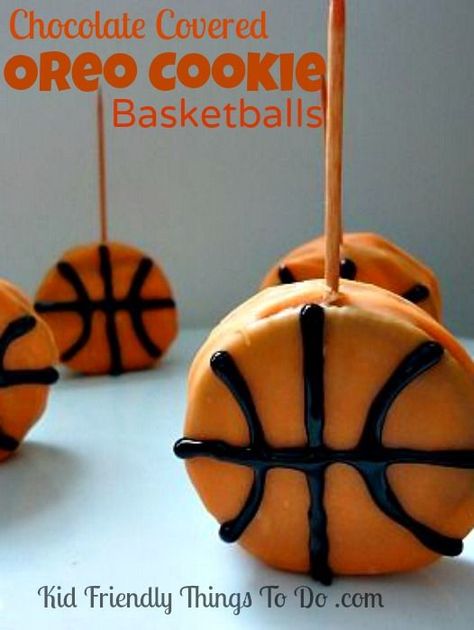 March Madness and Game Day Snack. Fun Idea! Basketball Oreos, Sports Treats, Basketball Snacks, Basketball Food, Basketball Treats, March Madness Parties, Basketball Cookies, Ball Cookies, Basketball Decor