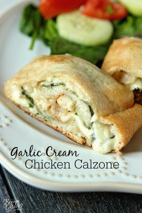 Garlic Cream Chicken, Chicken Calzone, Stromboli Recipe, Calzone Recipe, Big Pizza, Stuffed Bread, Cream Chicken, Calzone Pizza, Flat Breads