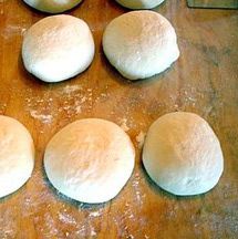 Wood Fired Pizza Dough Recipe, Kitchen Ideas Wood, Outdoor Pizza Oven Recipes, Pizza Oven Recipes Wood Fired, Wood Fired Oven Recipes, Woodfired Pizza Oven, Wood Oven Pizza, Pizza Oven Recipes, Wood Burning Pizza Oven