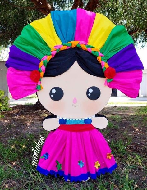 Pinatas Mexicanas, Pinata Mexicana, Mexican Piñatas, Fiesta Mexicana Ideas, Mexican Pinata, Mexican Art Painting, Dolls Handmade Diy, Christmas Door Decorating Contest, Piñata Ideas