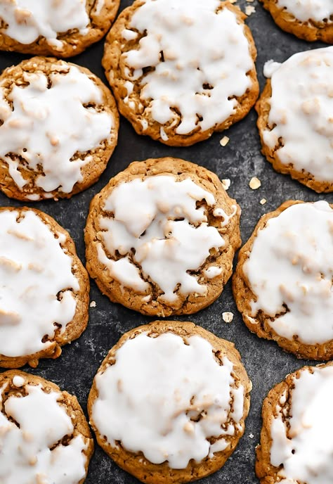 Iced Oatmeal Cookies Vanilla Cream Cheese Frosting, Iced Oatmeal Cookies, Vanilla Icing, Gourmet Cookies, Sugar Cookie Dough, Bar Cookies, Spice Cookies, Loft House, Homemade Vanilla