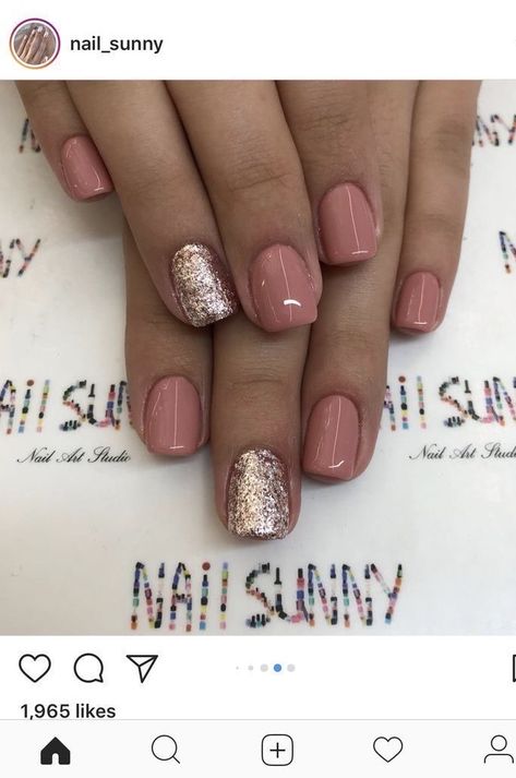 Mauve Nails, Unghie Sfumate, Shellac Nails, Accent Nails, Dipped Nails, Powder Nails, Fabulous Nails, Fancy Nails, Essie