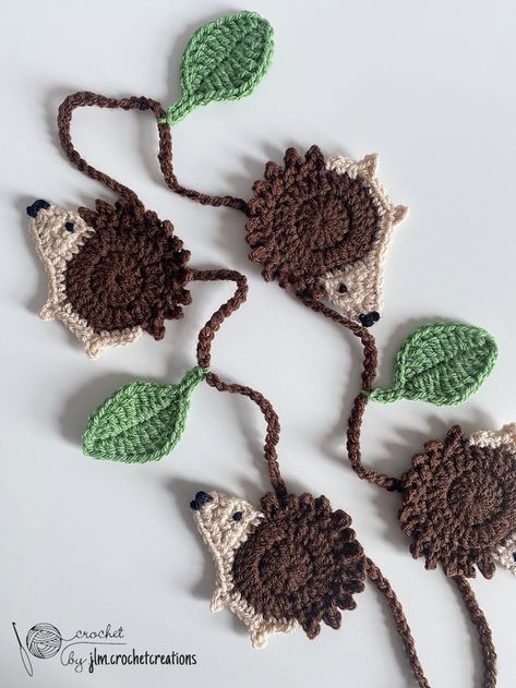 Berry Stitch, Bunting Decor, Garland Crochet, Crochet Hedgehog, Crochet Bunting, Crochet Garland, Crochet Decor, Crochet Leaves, Crochet Sunflower