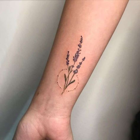 Lavender in the circle Lavender Bouquet Tattoo, Small Lavender Tattoo, Dainty Wildflower Tattoo, Lavender Flower Tattoo, Lavender Tattoo Design, Tyler Tattoo, Hase Tattoos, Bubble Tattoo, Pine Tattoo