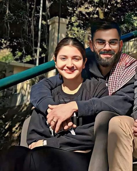 A very beautiful picture of the world's best cricket player Virat Kohli and his wife Anushka Sharma ✨💖😍 At least 1 like is a must for this beautiful couple ☺️ Virat And Anushka Hd Image, Virat Kohli Wife, Virat Kohli And Anushka Sharma, Virat Anushka, Anushka Sharma Virat Kohli, Anushka Sharma And Virat, Virat Kohli And Anushka, Cricket Player, Virat And Anushka