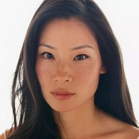 Lucy Lui, Lucy Liu, Face Reference, Aesthetic People, Face Card, Pretty Ppl, Celebrity Photos, Pretty Face, Celebrities Female