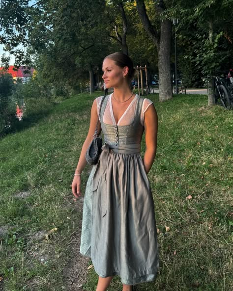 Seasons Of The Year, Dream Wardrobe, Style Inspiration, Wardrobe, Quick Saves, Dirndl