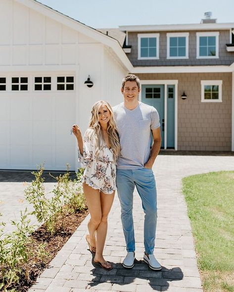 Officially new home owners!🏡 Annnnnd I have blue pants to match our door 💁🏼‍♂️😂 Lauren Burnham, First Home Pictures, Arie Luyendyk Jr, First Home Together, Buying First Home, The Perfect House, New House Announcement, Home Photo Shoots, New Home Owners