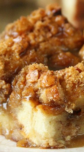 The Best Bread Pudding dessert. Try making with Jimmy John's Day Old Bread Puding Pisang, Best Bread Pudding, Bread Pudding Dessert, Best Bread Pudding Recipe, Puding Roti, Pudding Dessert, Best Bread, Jimmy Johns, Bread Pudding Recipe