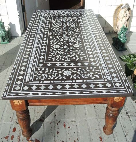 Stencil Table Top, Asian Coffee Table, Refurbished Table, Painted Table Tops, Stenciled Table, Old Coffee Tables, Old Table, Asian Home Decor, Stencil Furniture