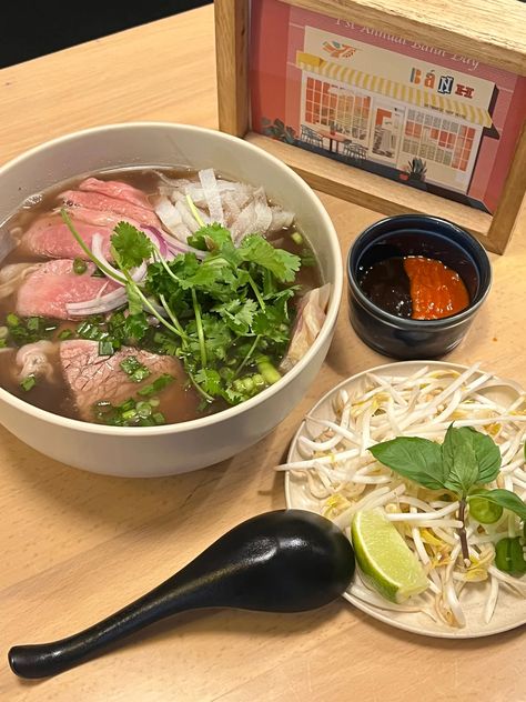 Are you craving some delicious pho in NYC? Check out my list of the top 12 pho restaurants to savor the flavor! Vietnamese Noodle Soup, Pho Restaurant, Vietnamese Noodles, Restaurants In Nyc, Nyc Restaurants, Noodle Soup, Food Dishes, Singapore, The Top