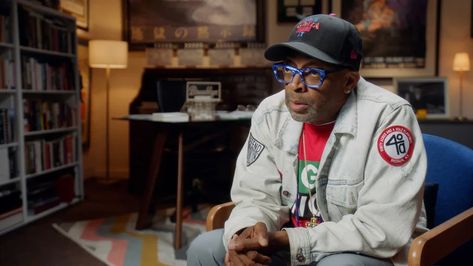 Storytelling for Documentaries | Spike Lee Teaches Independent Filmmaking | MasterClass Documentary Interview, Summer Of Sam, Film Composition, Dolly Zoom, Video Mood, Home Recording Studio Setup, Recording Studio Setup, Film Equipment, He Got Game