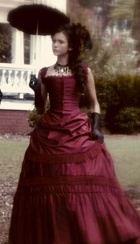 Victorian Prom Dress, Victorian Ballroom, 1800s Dresses, Katherine Pierce Outfits, Ballroom Gowns, Period Dress, Steampunk Corset, Old Fashion Dresses, Katherine Pierce