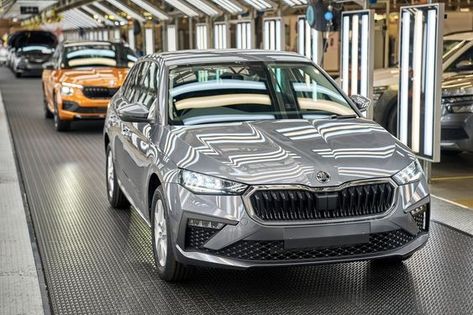 Škoda Auto Enhances Scala and Kamiq Models with New Features and Sustainability Focus | EuropaWire.eu City Suv, Phone Box, Compact Cars, Class B, January 2024, Family Car, Design Language, Sporty Look, Press Release