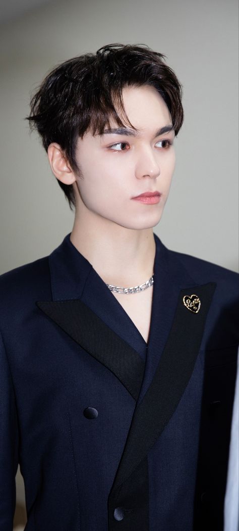 Vernon In Suit, Vernon Seventeen Boyfriend Material, Vernon Boyfriend Material, Scoups Joshua, Svt Vernon, Vernon Svt, Pledis Seventeen, Vernon Hansol, Seventeen Vernon