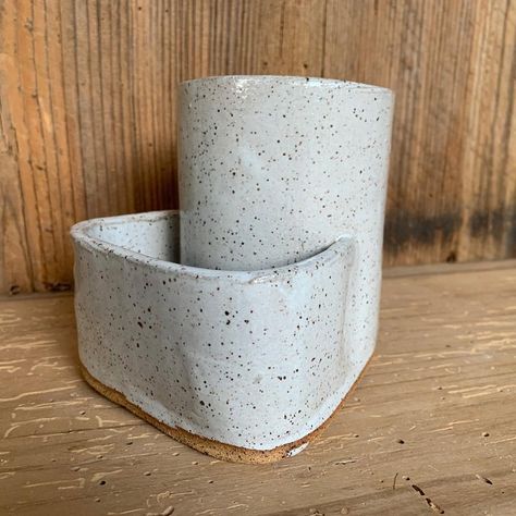 Ceramic Sponge Holder, Vintage Bathroom Mirrors, Sponge Caddy, Q Tip Holder, Kitchen Caddy, Desk Caddy, Post It Note Holders, Organizer Desk, Handmade Ceramics Pottery