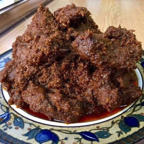 Rendang Daging, Malay Food, Slow Cooked Meat, Indonesian Cuisine, Malaysian Food, Health Dinner Recipes, Chutney Recipes, Padang, Indonesian Food