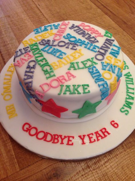 School leavers cake Leavers Cake, Leavers Party, School Cakes, Teacher Cakes, Graduation Party Cake, School Cake, School Leavers, Jungle Cake, Friends Cake