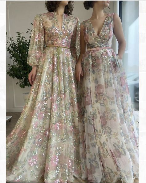 Long Lace Dress Styles, Vestidos Color Pastel, Floral Gowns, Floral Evening Dress, Gowns For Kids, Gaun Koktail, Prom Elegant, Ball Gowns Wedding Dress, Elegant Ball Gowns