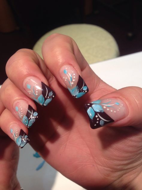 Acrylic paint, teal and brown flowers. Nails Brown And Blue, Brown Turquoise Nails, Blue 2000s Nails, Aqua And Brown Nails, Teal Flower Nails, Brown And Blue Nails Design, Turquoise And Brown Nails, Brown And Aqua, Brown And Turquoise Nails