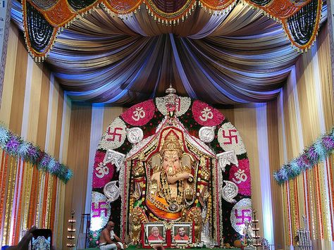 Gsb Seva Mandal Ganpati, Ganesh Pandal Decoration, Ganesh Mandapam Decoration, Ganesh Pandal, Ganesh Pic, Ganesh Chaturthi Photos, Pandal Decoration, Ganesh Decoration, Mandap Decoration