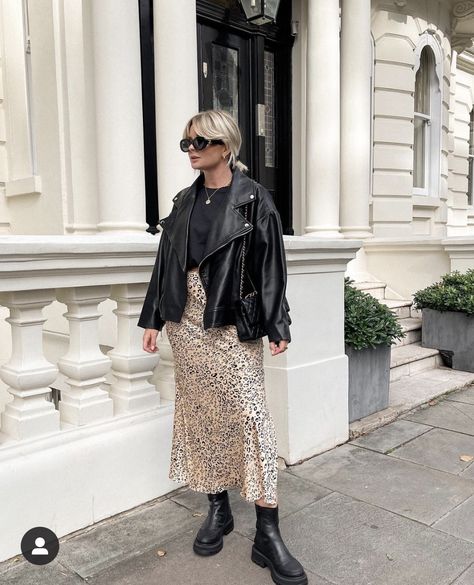 Leather Maxi Skirt Outfit, Leopard Jacket Outfit, Midi Skirt Boots, Skirt Boots Outfit, Black Combat Boots Outfit, Leopard Maxi Skirt, Biker Boots Outfit, Jacket Over Dress, Morning Flow