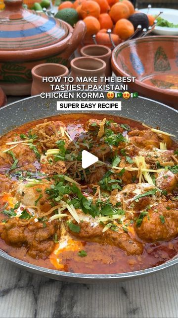 LONDON FOODEE | Halal Food on Instagram: "HOW TO MAKE THE BEST TASTIEST PAKISTANI CHICKEN KORMA RECIPE 😍🇵🇰😍🇵🇰!! I absolutely love Quorma, especially the wedding style that you find in Punjab, Pakistan. So today I am sharing my super easy recipe for exactly that.

You guys will absolutely love this, it is so much better than your basic Korma, especially a basic takeaway.

Some recipes use tomatoes, some don’t, “degi” (gathering) style Quormas in Punjab use it a lot and I personally prefer it, but if you don’t then just double the amount of yogurt. It’s fine, no need to cry in the comments.

So let’s get onto the recipe.

INGREDIENTS:

- 1 kg chicken (cut into curry pieces)

WHOLE SPICES:
- ½ tsp clove
- ½ tsp black peppercorns
- 1 inch cinnamon
- 1 bay leaf (dried curry leave)
- 1 tsp Tasty Chicken Curry Recipes, Chicken Curry Recipe Indian, Pakistani Chicken Recipes, Chicken Recipes Indian, Onion Fried, Chicken Curry Recipe Easy, Chicken Korma Recipe, Kasuri Methi, Pakistan Food