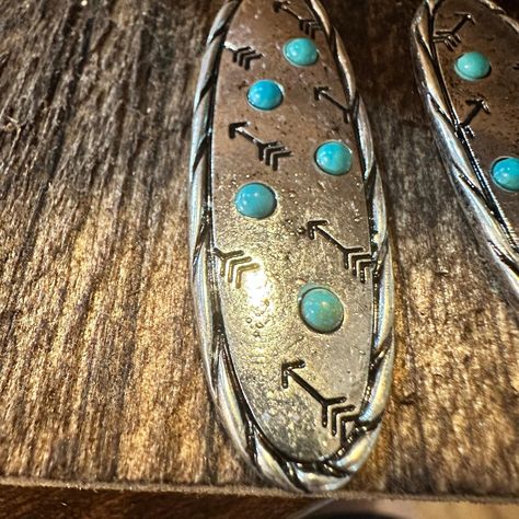 ✨Get ready to elevate your boho cowgirl style with these stunning stamped stone earrings! 🌵⚡️🏇 Featuring cactus, thunderbolt, and arrow designs, these earrings will add a touch of western charm to any outfit. 💫 Plus, they come in a beautiful gift box, making them the perfect gift for yourself or your favorite cowgirl. 😍 Snag a pair for only $19.00! 💸 #boho #cowgirlstyle #westernfashion #earrings #cactuslove #thunderboltearrings #arrowjewelry #giftideas #bohochic #westernstyle Gift Box Making, Boho Cowgirl Style, His And Hers Jewelry, Arrow Designs, Promise Bracelet, Arrow Jewelry, Casual Bracelets, Bracelet Quotes, Gift For Yourself