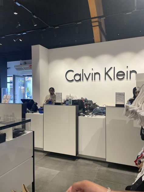 [Calvin klein] Calvin Klein Aesthetic, Calvin Klein Shop, Calvin Klein Watch, Calvin Klein Store, Good Brands, Contemporary Fashion, Vision Board, Calvin Klein, Samsung Galaxy