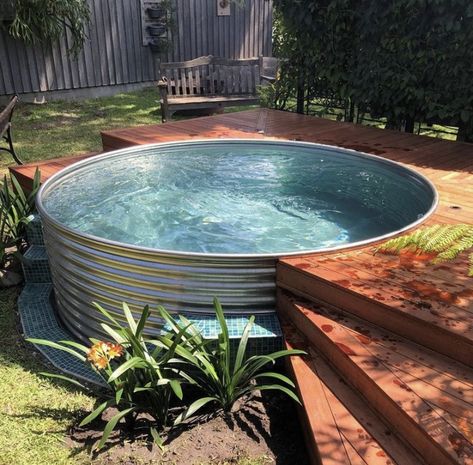 Tank Pools, Stock Pools, Ideas Habitaciones, Tank Pool, Stock Tank Pool, Round Pool, Small Pool Design, Stock Tank, Swimming Pools Backyard