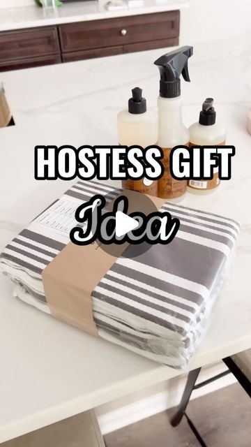 Debbie Sandler | Cleaning, Organizing, Home Tips on Instagram: "The holiday season is right around the corner!   🎁 Save this fun hostess gift idea for your next invite, and you won’t have to worry about showing up empty handed😉.   TIP: Keep some new dish towels on hand just for this purpose. There’s so many budget friendly diy gift ideas you can make with them. These are from Amazon and come in a pack of 2.   #giftideas #hostessgift #diyideas #diygifts #homehacks #lifehacks #holidayvibes #fallvibes #holidayvibes #hacks #holidayseason #holidaygiftideas #amazonfinds @mrsmeyerscleanday" Dish Soap Gift Basket, Dish Towel Hostess Gift, Dish Towel Gift Basket, Dish Towel Wrapping Ideas, Kitchen Towel Gift Basket, Hand Towel Gift Ideas, Soap And Towel Gift Ideas, How To Fold Dish Towels Gift Ideas, Dish Towel Gift Ideas