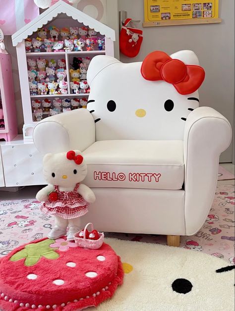 Sanrio/ kawaii aesthetic Hello Kitty Couch, Kitty Couch, Hello Kitty Furniture, Kitty Furniture, Bedroom Decor Cute, Hello Kitty Room, Kitty Room, Cute Bedroom, Sanrio Stuff